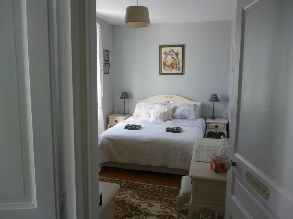 Treignac L'Ancienne Maison Bed & Breakfast エクステリア 写真