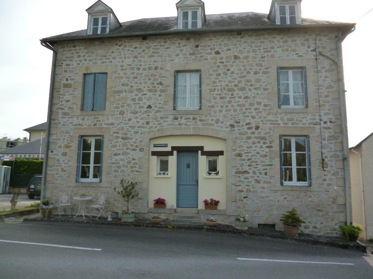 Treignac L'Ancienne Maison Bed & Breakfast エクステリア 写真